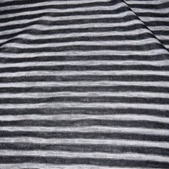 Project social T urban outfitters shirt - Picture 2 of 6